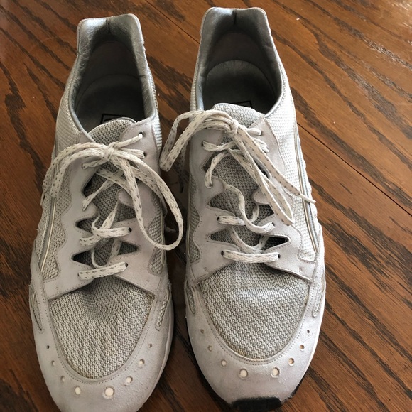 Chanel sneakers - Picture 1 of 5